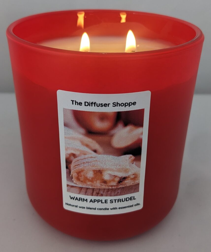 add-luxury-to-your-decor-with-soy-wax-warm-apple-strudel-candle